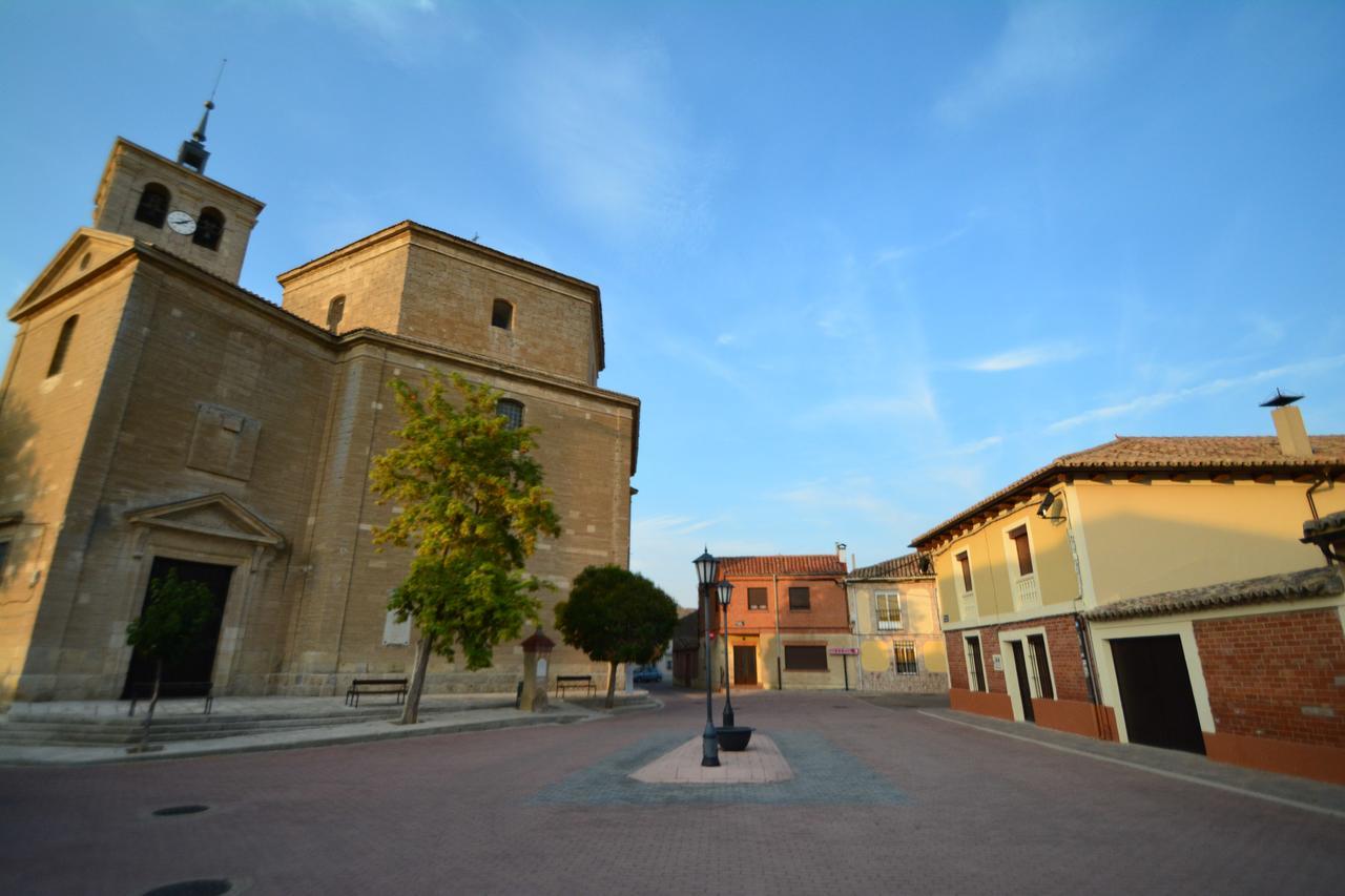 Valoria la Buena Casa Rural La Plaza المظهر الخارجي الصورة